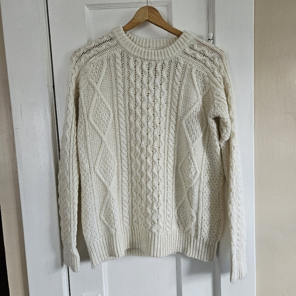 Merona Sweaters - Ivory Cable Knit Sweater With Gold Specs.
